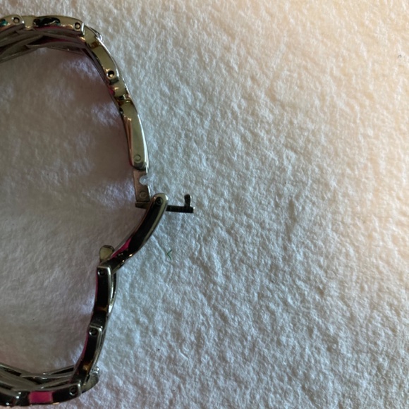 "HOST PICK"Guess Vintage Women’s Watch - Picture 5 of 7